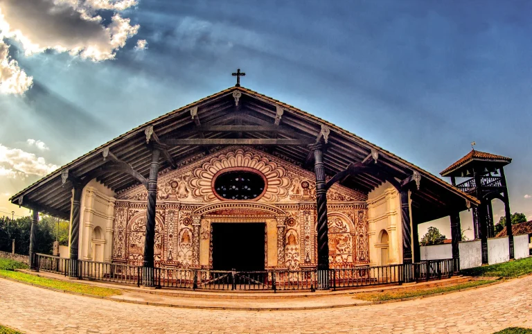 san-rafael-iglesia-san-javier-misiones-jesuiticas-chiquitos-chiquitania-santa-cruz-bolivia